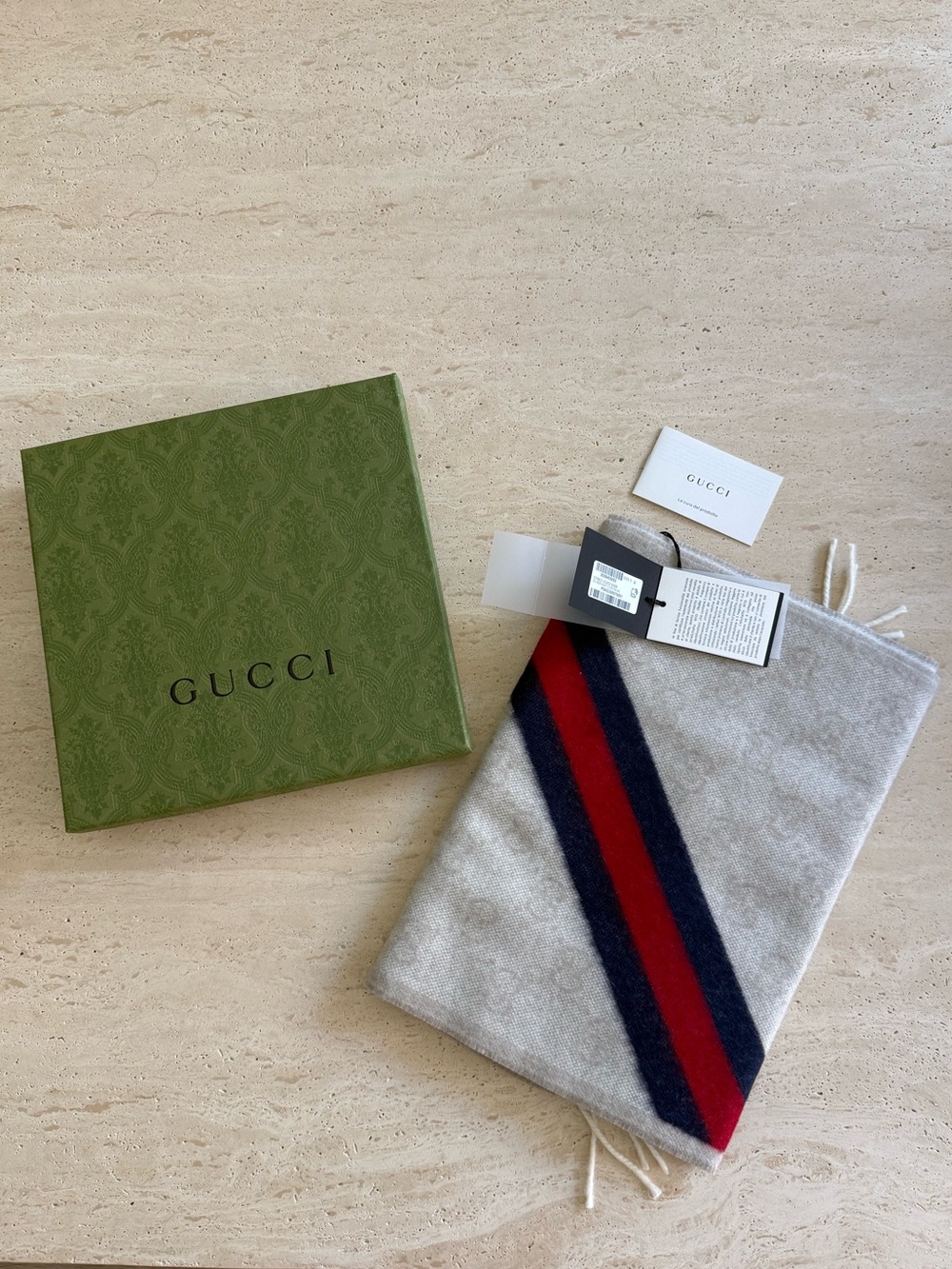 NWT Gucci GG Jacquard  Wool Scarf/Shawl - Picture 10 of 15